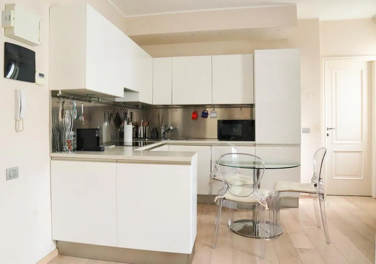 Repubblica Elegant Milan House Lejlighed