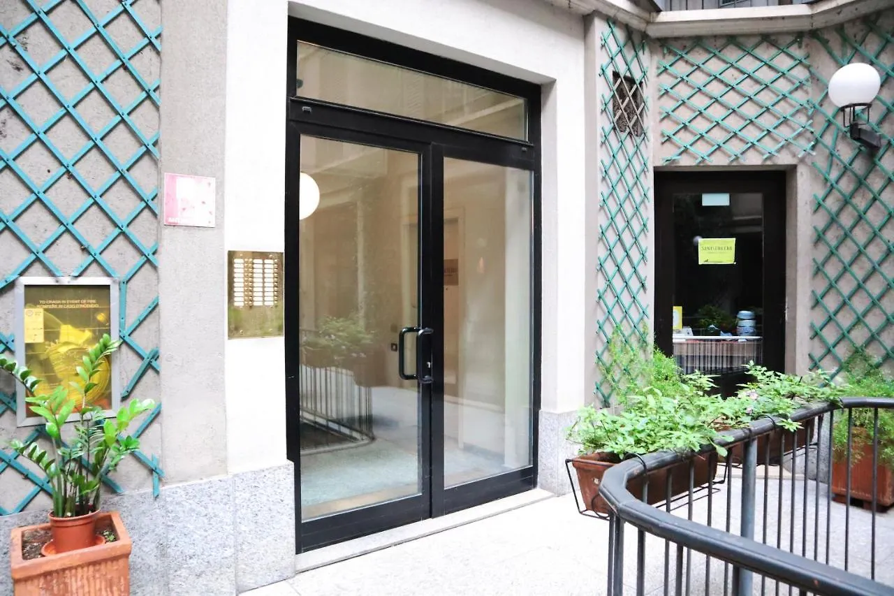 Repubblica Elegant Milan House Apartment 0*,  Italy